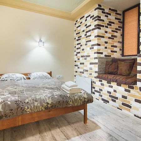 Club Suite Near Deribasovskaya Одеса Екстериор снимка