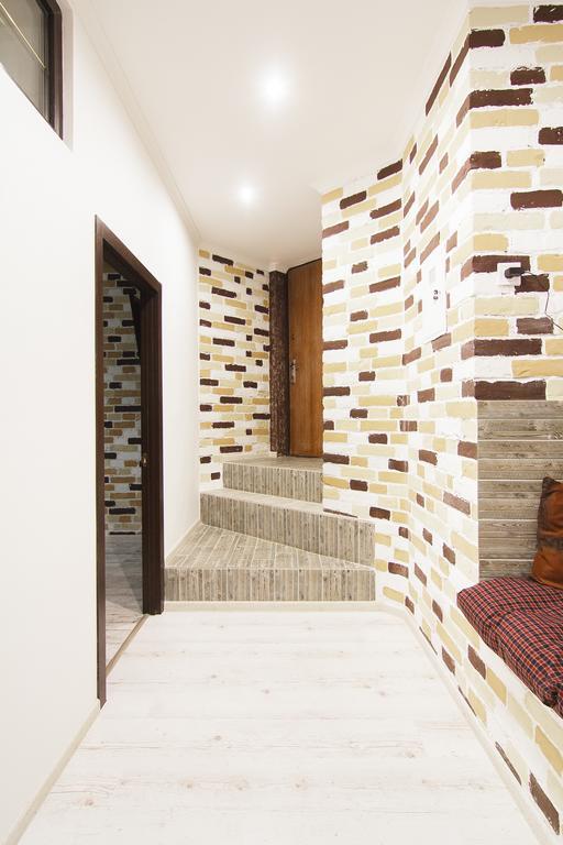 Club Suite Near Deribasovskaya Одеса Екстериор снимка