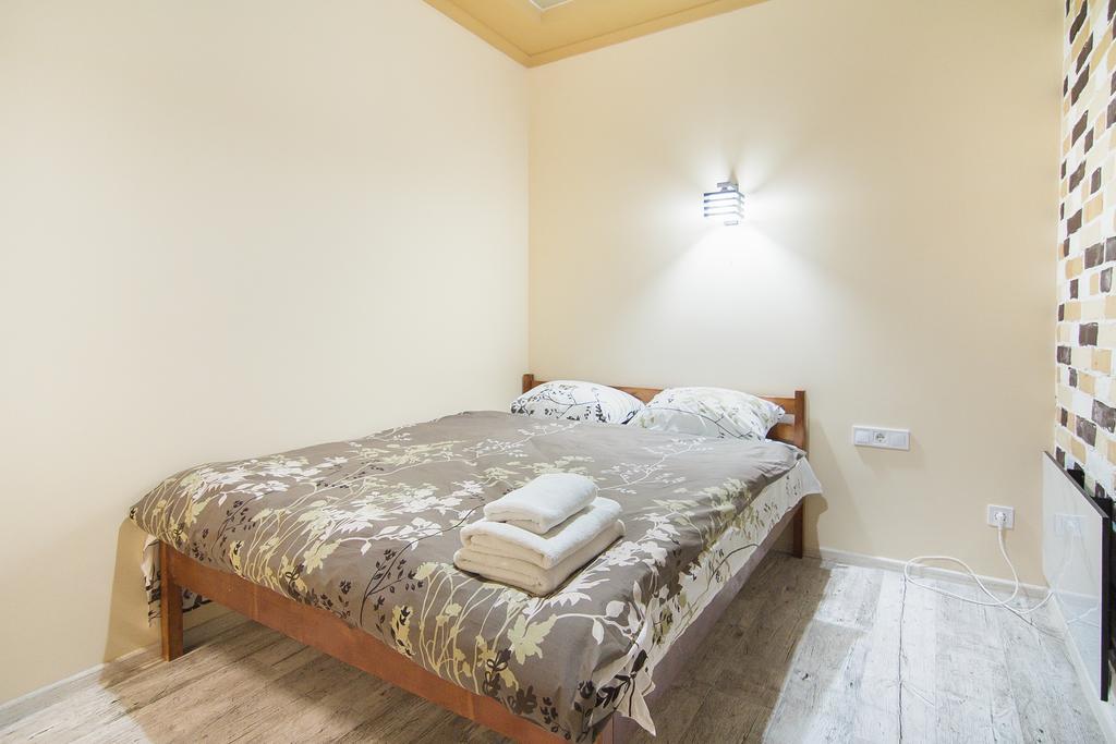 Club Suite Near Deribasovskaya Одеса Екстериор снимка