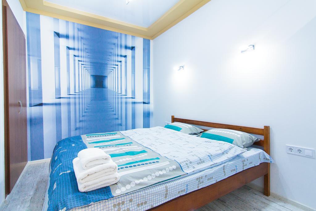 Club Suite Near Deribasovskaya Одеса Екстериор снимка