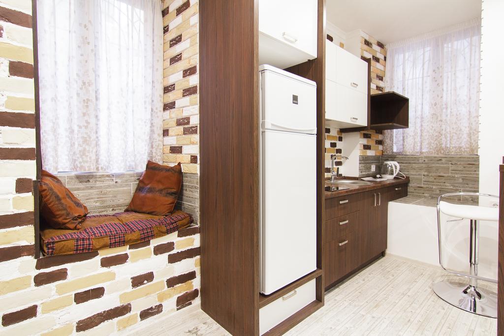 Club Suite Near Deribasovskaya Одеса Екстериор снимка